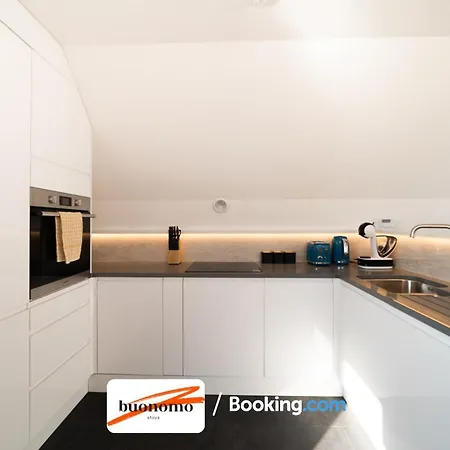 Two Bedroom Apartment At Buonomo Stays Short Lets & Serviced Accommodation London Exterior photo
